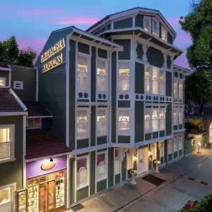 Hotel Hagia Sofia Mansions Istanbul, Curio Collection By Hilton Istambul