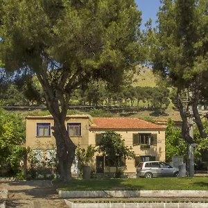 3* Hotel Elaia